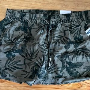 OLD NAVY green fern leaf shorts